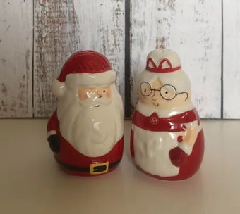 Mr and Mrs Salt and Pepper Shakers